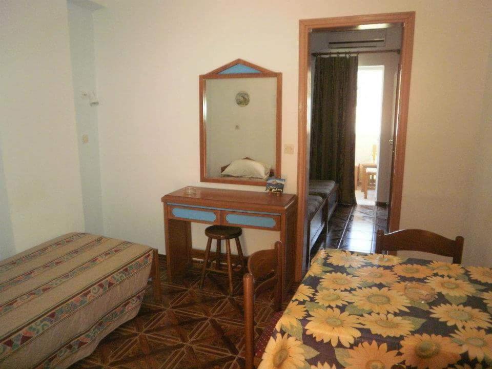 Denise Apartments Kefalos  Ngoại thất bức ảnh